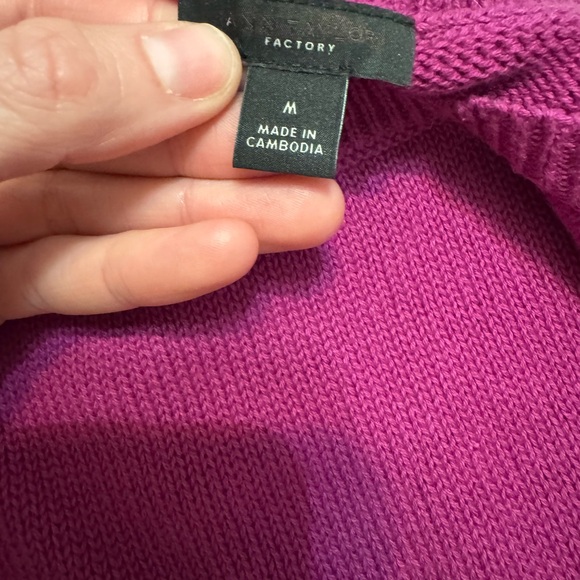 Ann Taylor Factory Scalloped-Trim Knit Tank in Fuchsia - Picture 2 of 6